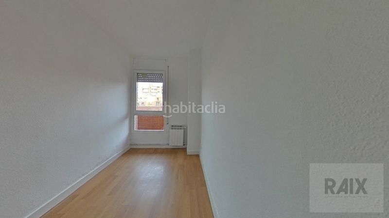 Foto cb47bbde-3ace-4111-8457-d78bde57f486. Piso en Centre Sabadell