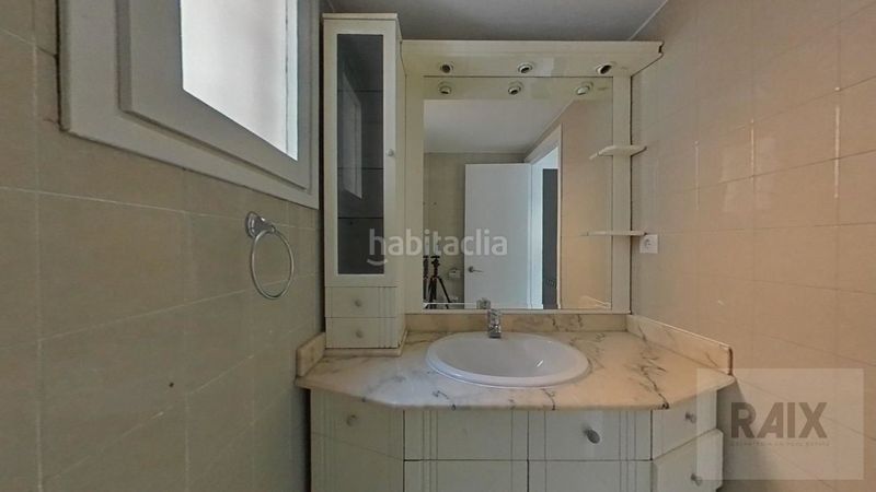 Foto d3fcbe47-c555-4d84-862d-d53bb47967ca. Piso en Centre Sabadell
