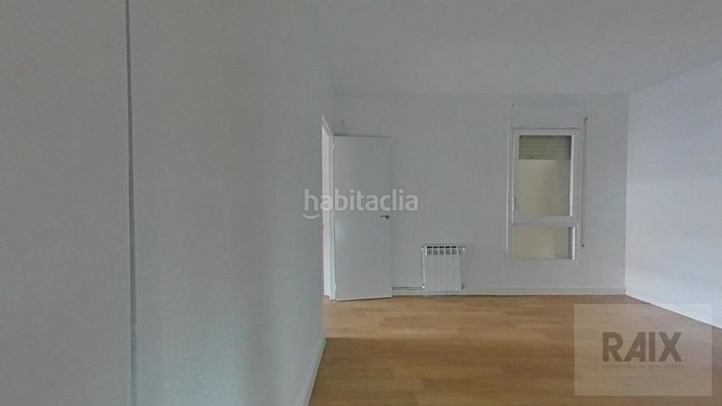 Foto e15ceb2d-8134-4dbf-ba7f-c969472742ca. Piso en Centre Sabadell