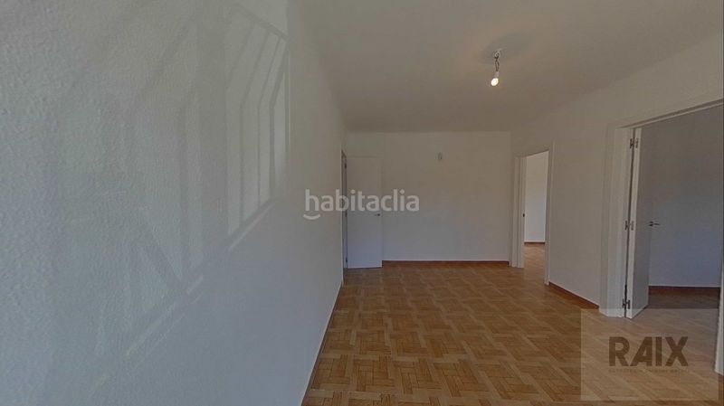 Foto 0528a03c-5f5a-499e-aa79-587ad0b0b860. Pis a Els Merinals Sabadell