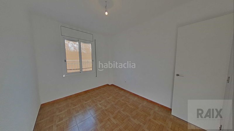 Foto 5d4a02e4-c118-49d2-b633-2517f058b422. Pis a Els Merinals Sabadell