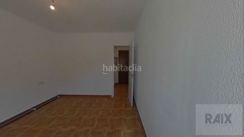 Foto 7a6d9500-91ba-4115-ab34-027cbfee1742. Pis a Els Merinals Sabadell