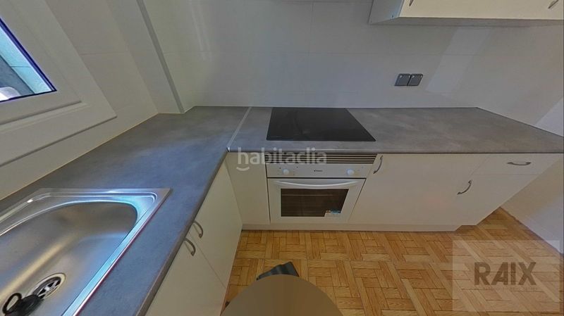 Foto 836974b5-8b81-442f-b3d3-e3afe439fc70. Pis a Els Merinals Sabadell