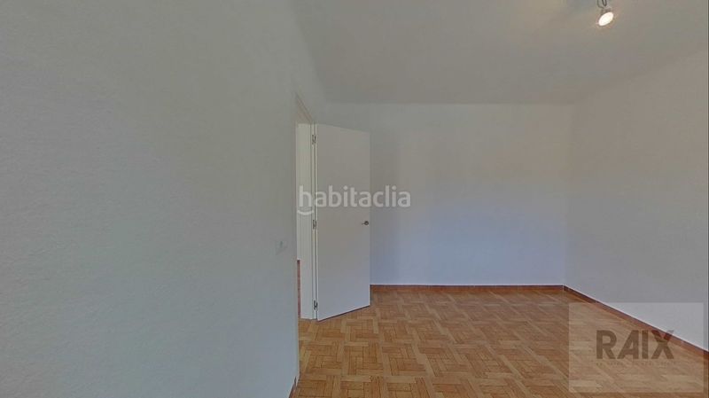 Foto 8f15a856-f5ee-43d5-a1ce-ae1364b7a09f. Pis a Els Merinals Sabadell