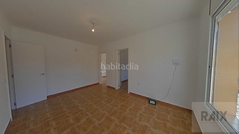 Foto b7d62baf-460d-45a5-890b-d84fb665c45d. Pis a Els Merinals Sabadell