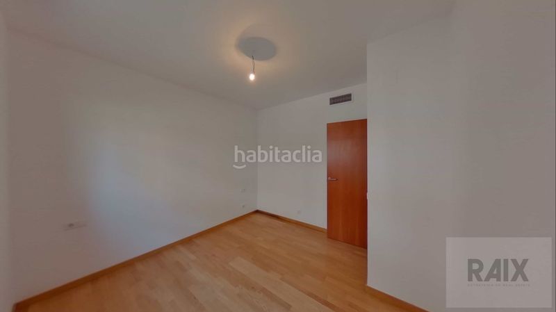 Foto 161d0375-70f6-4a5b-8e8d-5f89b4968caa. Pis amb calefacció a Gràcia Sabadell