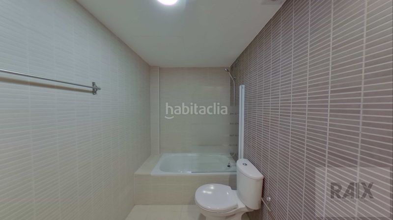 Foto 343f6cf8-3193-4ad1-9361-23d35e1d0ee6. Pis amb calefacció a Gràcia Sabadell