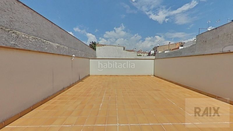Foto f451757b-f210-42bf-b5b1-9eec686b40e8. Pis amb calefacció aparcament a Centre Sabadell