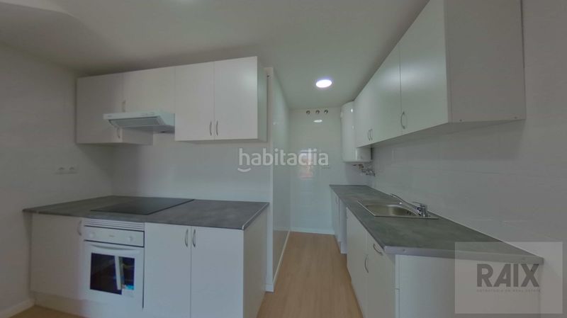 Foto cef41af8-fba9-4bd6-b4d2-a491a639f427. Dúplex a Gràcia Sabadell