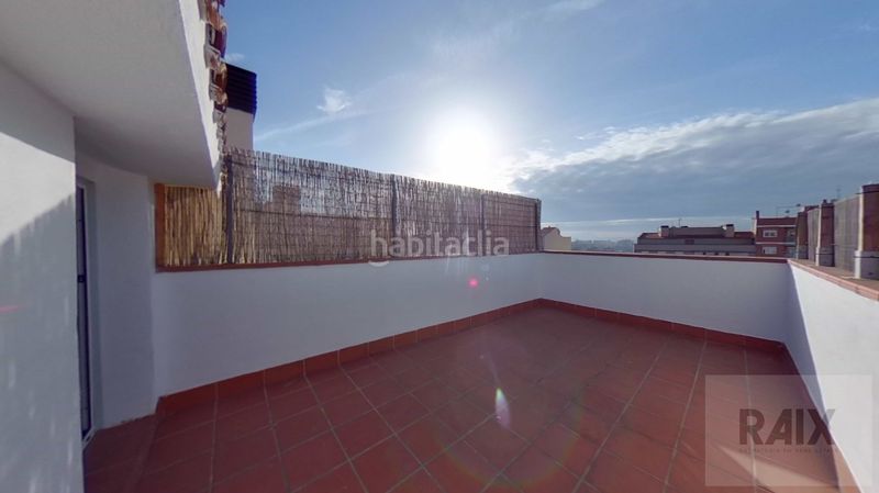 Foto d81010ff-6104-4974-a828-23d19fcd5b7f. Dúplex a Gràcia Sabadell