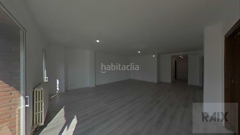 Foto 16b8a528-30b9-4d0b-95f4-0834774f5210. Duplex in Eixample Sabadell