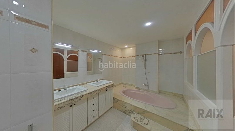 Foto 388e4c1f-ecf3-4f77-a481-9a3442a07d0b. Duplex in Eixample Sabadell