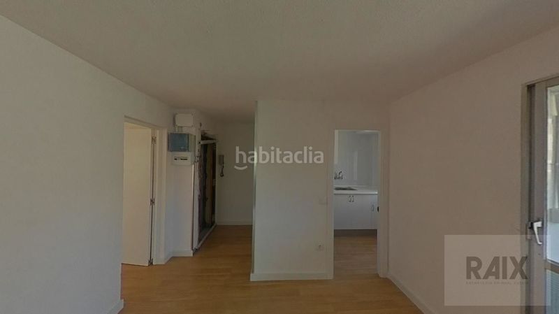 Foto 2af03783-0e78-49b9-a15a-fd1415a7d970. Pis a Els Merinals Sabadell