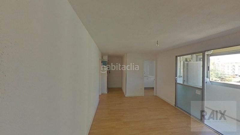 Foto 48d9a078-f5ef-4b3c-95c6-d938dbaf4095. Pis a Els Merinals Sabadell