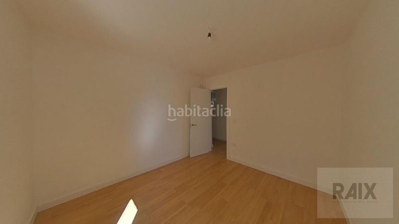 Foto 81d2c909-460f-4aaa-a3ea-335633174152. Pis a Els Merinals Sabadell