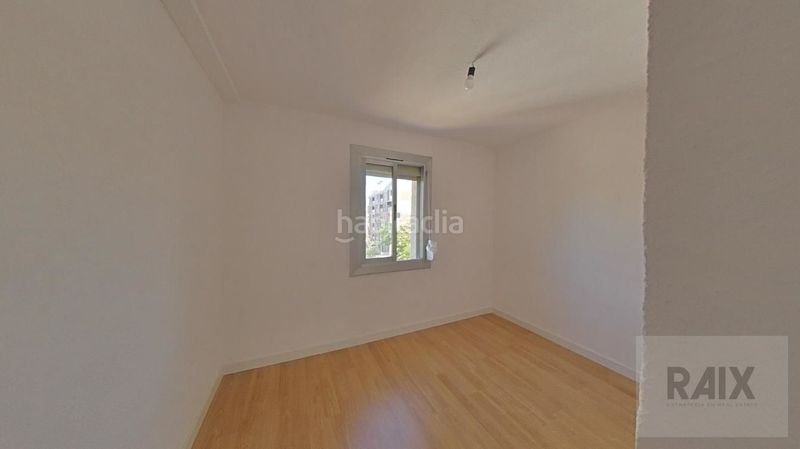 Foto a8f91758-5e31-49fc-be31-3146a5a72eb7. Pis a Els Merinals Sabadell