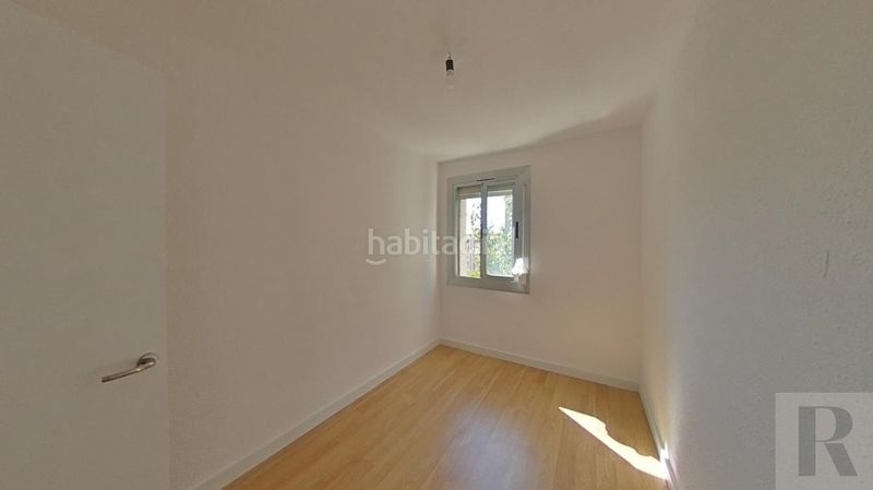 Foto 320f1e08-ab43-45a1-9c9b-e5b13e2e80ea. Piso en Els Merinals Sabadell