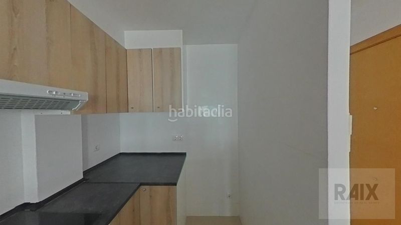 Foto 3af92811-cdf6-476b-9971-99e4482eb072. Estudi a Centre Sabadell