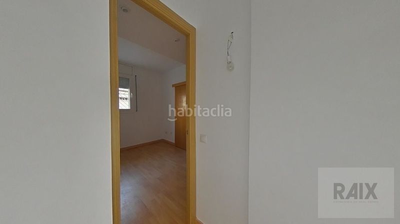 Foto c80e1ba8-75ef-4516-9e18-e4e645a2df8a. Estudi a Centre Sabadell