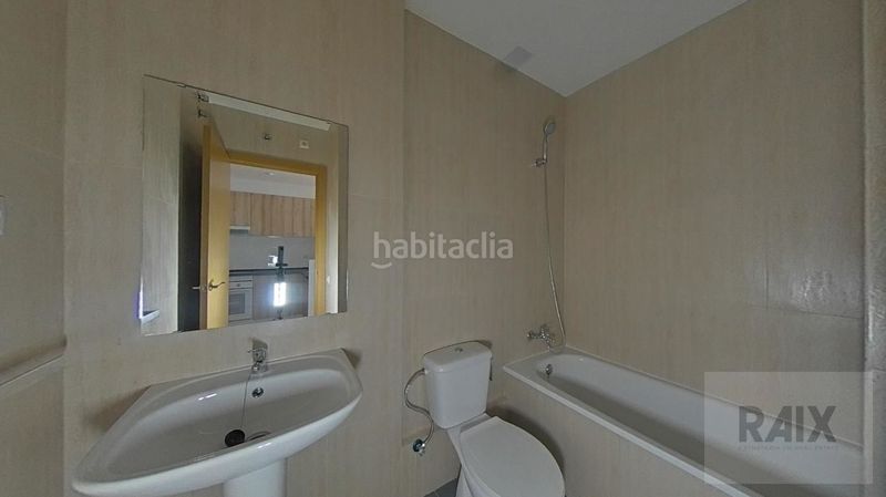 Foto defdad69-d66b-454b-ba2a-780c1f426d83. Estudi a Centre Sabadell