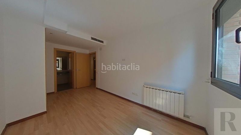 Foto 9860d497-b28c-4f68-932a-0cf239aeca47. Appartamento con riscaldamento in Eixample Sabadell