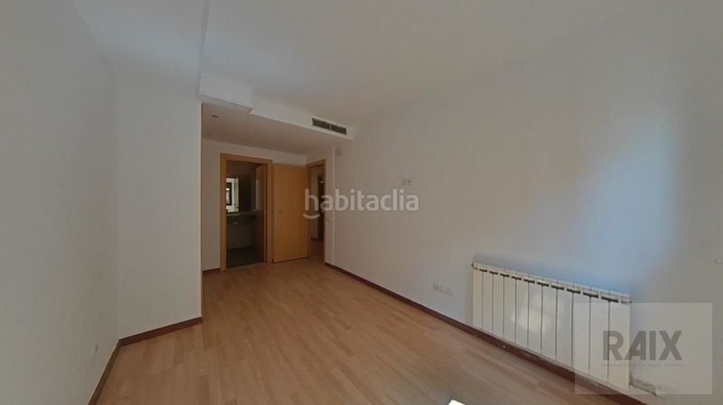 Foto b0d28825-21b2-41a7-a141-6ad4061ff338. Appartamento con riscaldamento in Eixample Sabadell