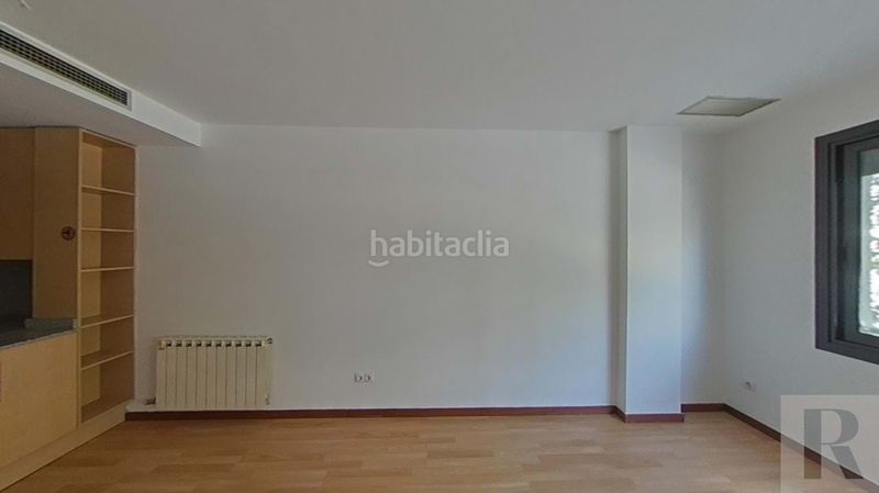 Foto c19b6f50-79ba-4746-b32e-ec88d296ad1a. Appartamento con riscaldamento in Eixample Sabadell