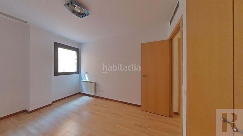 Foto d67750b5-afbc-4663-9350-6ddf25ad0ab9. Appartamento con riscaldamento in Eixample Sabadell
