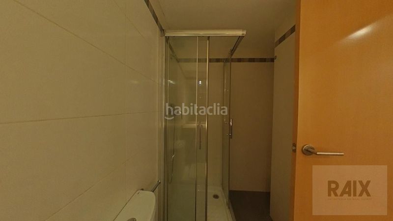 Foto f3762d88-4e98-43f3-8c58-caec541393bf. Appartamento con riscaldamento in Eixample Sabadell