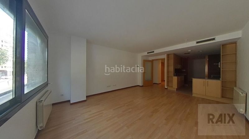 Foto 63a5e109-79f7-48e5-a2c0-b6467dc15b2a. Pis amb calefacció a Eixample Sabadell