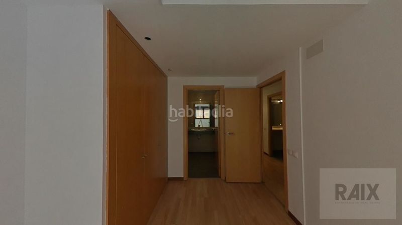 Foto c1baf5a6-cc2c-4ff4-9a96-eec4abbd32ac. Pis amb calefacció a Eixample Sabadell
