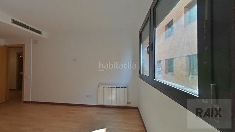 Foto e11a1b0d-3609-4725-83c0-c6c218a17716. Pis amb calefacció a Eixample Sabadell