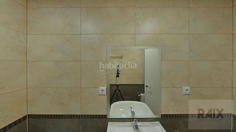 Foto 0d2eae96-afc1-4a2d-ab6c-a10950e9aeec. Pis amb calefacció a Els Merinals Sabadell