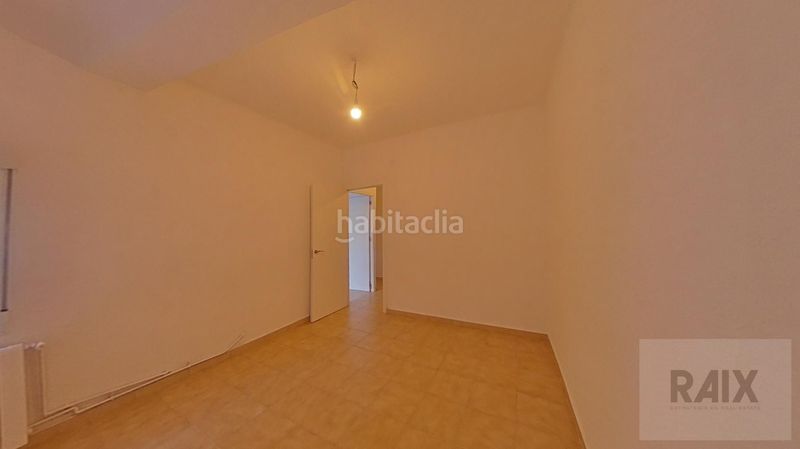 Foto befc153d-b2ef-40a2-92ed-4486f65f285d. Pis amb calefacció a Els Merinals Sabadell