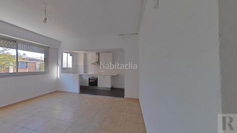 Foto 0d126e40-4913-49e9-a3a5-a001cda1c9e4. Piso en Els Merinals Sabadell