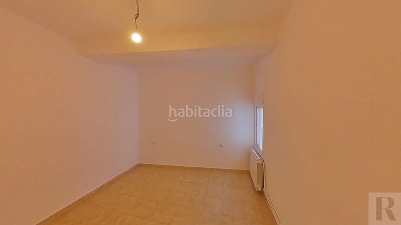 Foto 3074015b-0ba7-4810-944d-60df63a91e8e. Piso en Els Merinals Sabadell