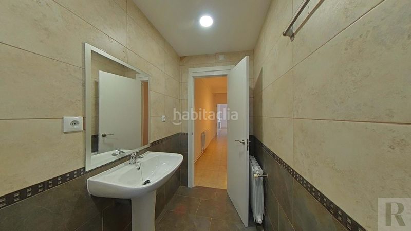 Foto 361277a4-666a-4e14-890a-1c05dcd5bf61. Piso en Els Merinals Sabadell