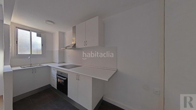Foto 37be3f5f-6513-4baa-8ea3-4933ccb1e74a. Piso en Els Merinals Sabadell