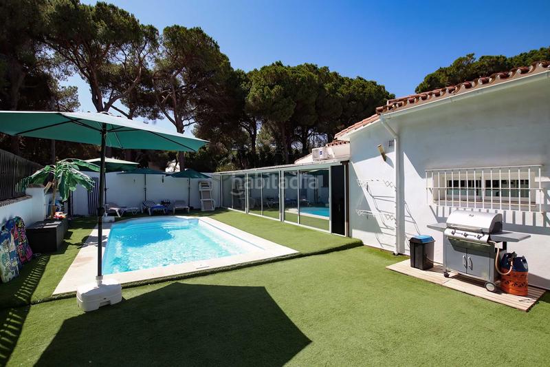 Foto 7348f568-fabb-4e4c-a862-fd92c75d689c. Casa con riscaldamento parcheggio piscina in El Rosario - Ricmar Marbella