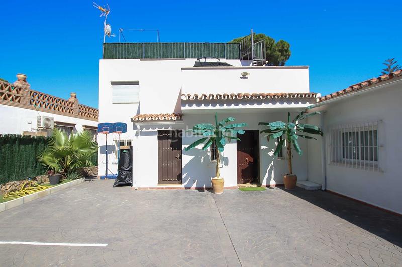 Foto af604b24-2bb9-45bc-b6cf-c3d166288971. Casa con riscaldamento parcheggio piscina in El Rosario - Ricmar Marbella