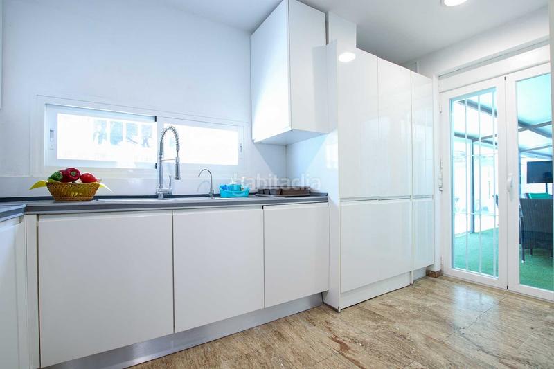 Foto b07de173-0fe3-4f79-9d1d-46ee8158ecbe. Casa con riscaldamento parcheggio piscina in El Rosario - Ricmar Marbella