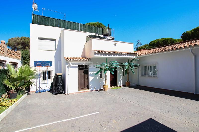 Foto fe50d464-5c70-498f-946f-85fa72c4d902. House with heating parking pool in El Rosario - Ricmar Marbella