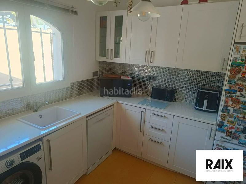 Foto 8c382a64-f45a-4f31-9a0f-3ce47bf10fe9. Casa amb aparcament piscina a Riviera del Sol Mijas