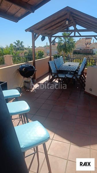 Foto 8ea04e31-e269-4696-9764-223ddb9ff848. Casa amb aparcament piscina a Riviera del Sol Mijas