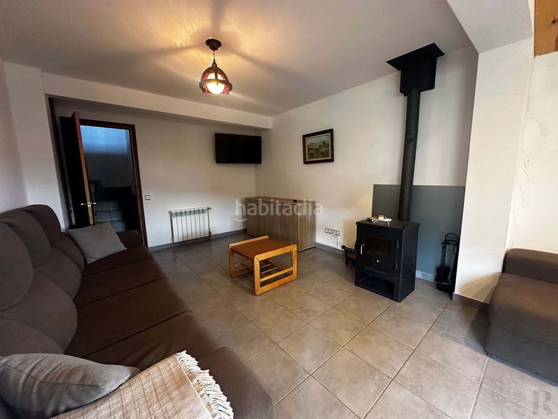 Foto 831bc77f-07dd-4b98-9d3c-111aed9d8609. Lloguer casa adossada amb calefacció a Vallcebre