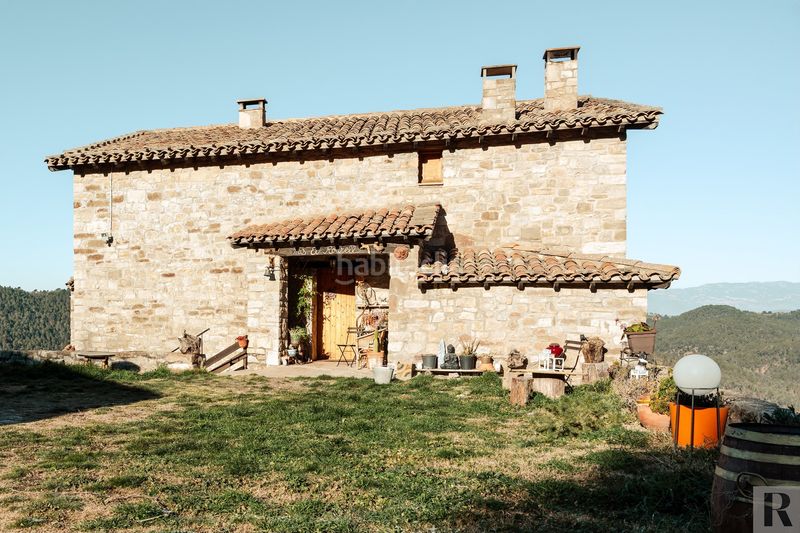 Foto 37c55b7f-fd3c-4218-b4aa-169ca4ee4a87. Casa adossada amb calefacció aparcament a Moià