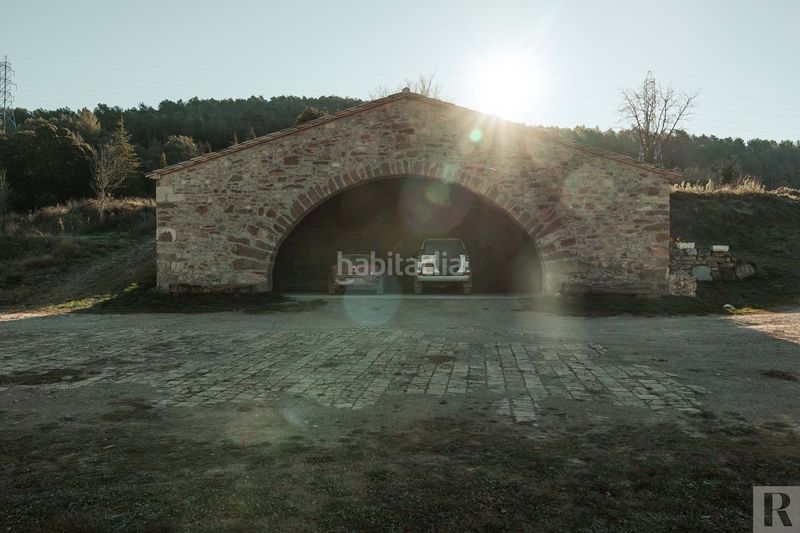 Foto 3f22daf2-314b-43b0-8e86-d7a8095f5d16. Casa adossada amb calefacció aparcament a Moià