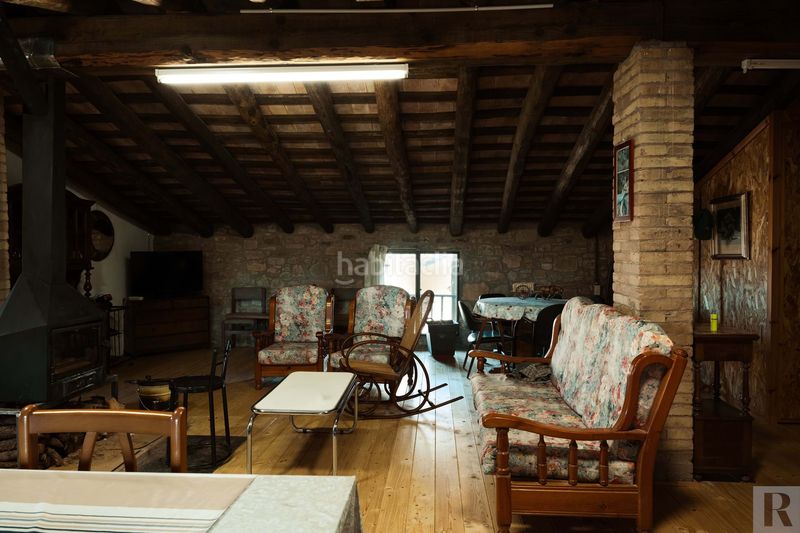 Foto 759e6c40-cae3-417e-bb34-a2bace0fd2af. Casa adossada amb calefacció aparcament a Moià