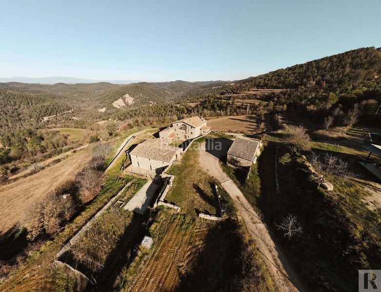 Foto cd00b2d0-51f2-43ea-aa6a-e77a4650d555. Casa adossada amb calefacció aparcament a Moià