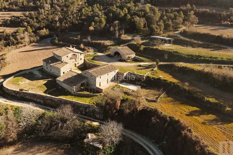 Foto dea74061-3876-4217-ad53-74a14d392afe. Casa adossada amb calefacció aparcament a Moià